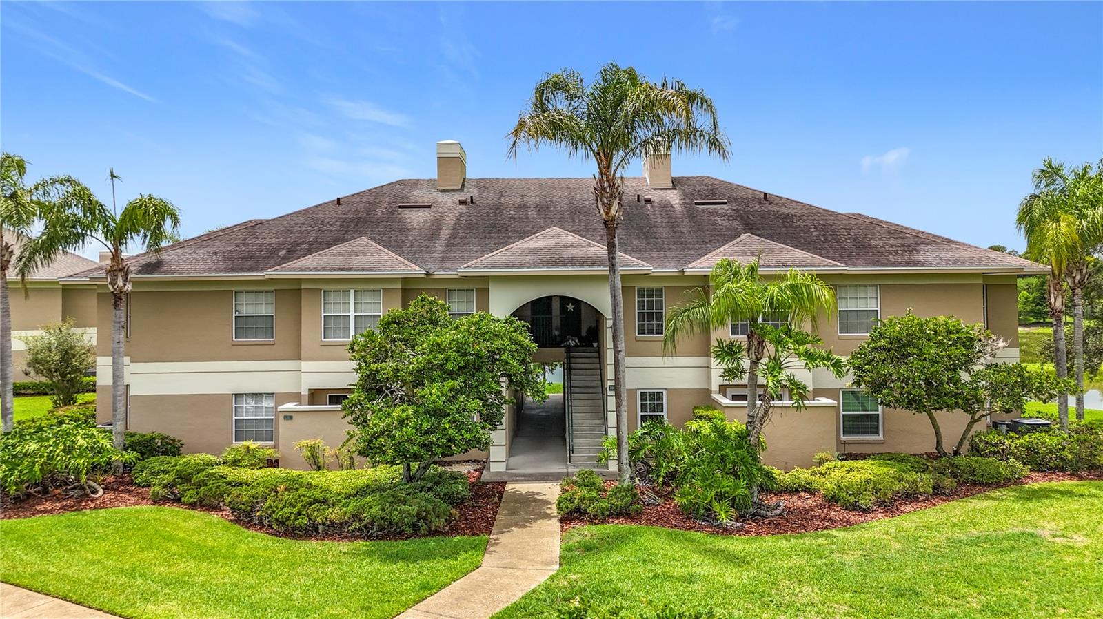 704 Eagle Pond Dr #704, FL