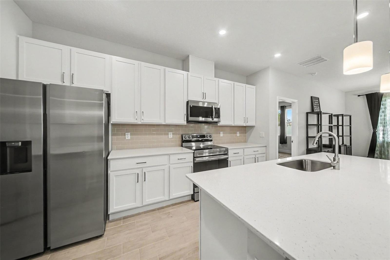12 Lansing Lane, FL