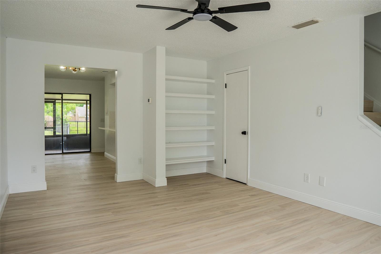 603 Casa Park Court, FL