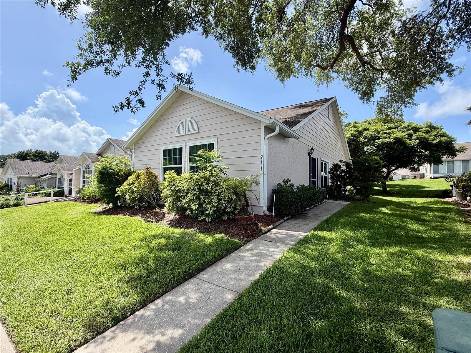 2461 Bentley Dr, FL