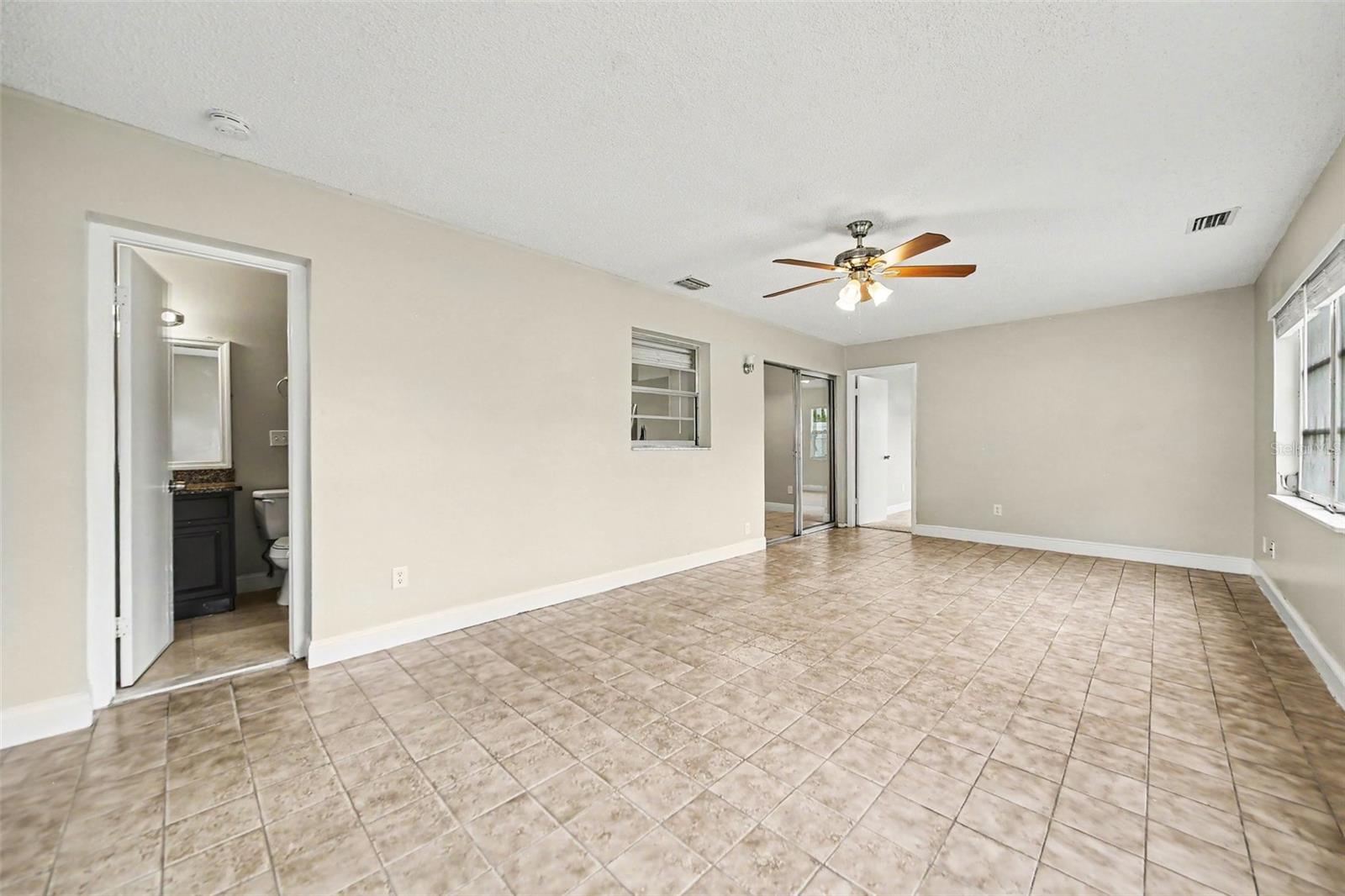 140 Guaymas Drive, FL