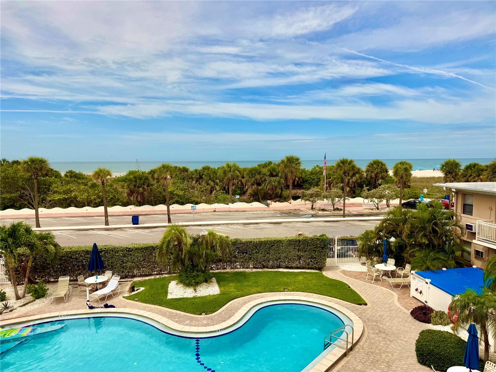 6700 Sunset Way #206, FL
