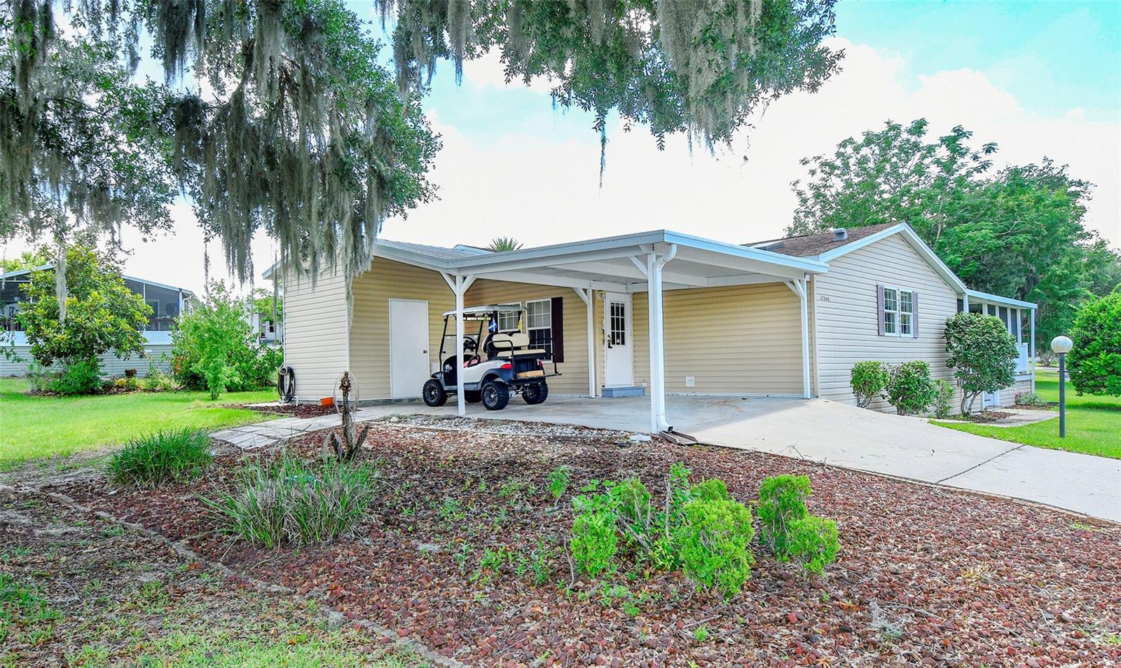37848 Maywood Bay Drive, FL