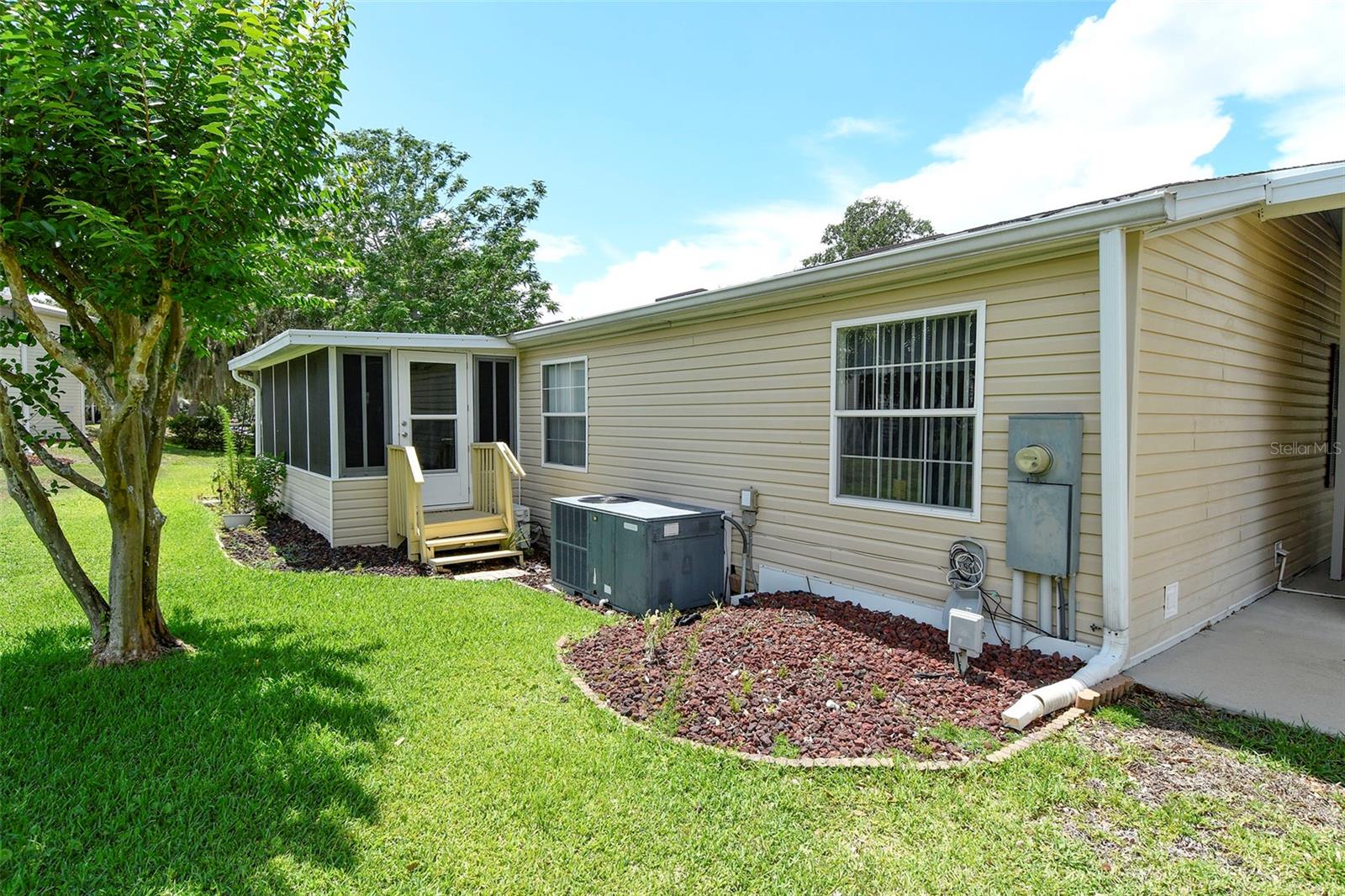 37848 Maywood Bay Drive, FL