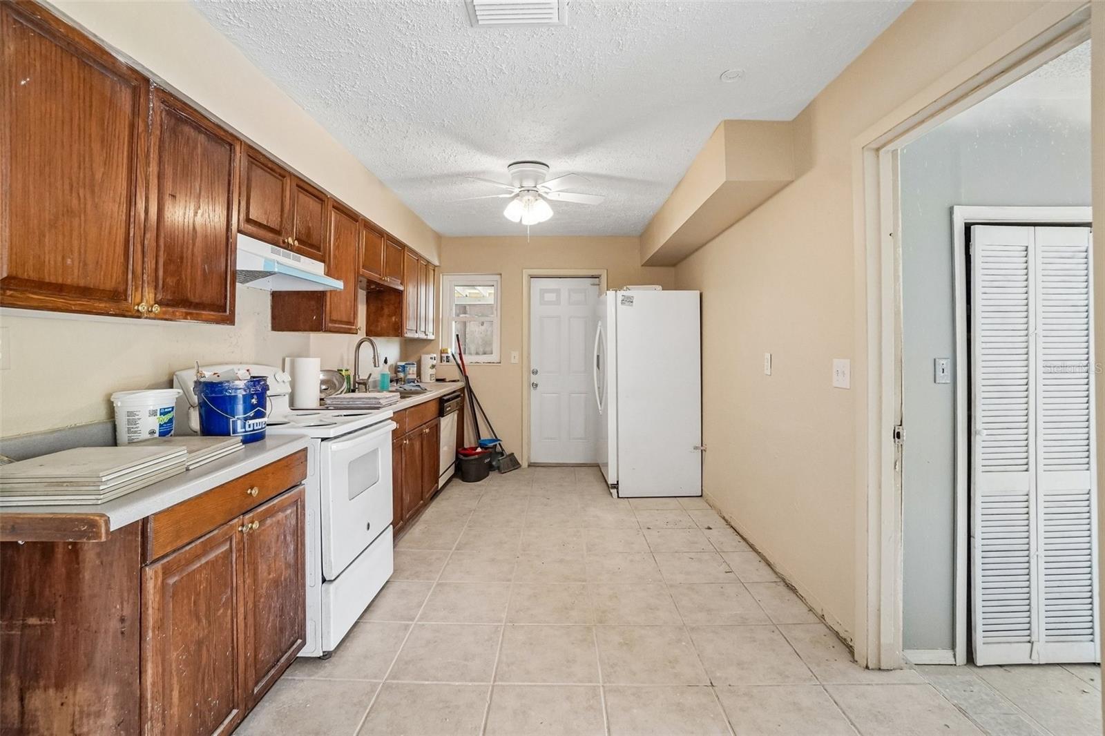 1090 Edgehill Ave, FL