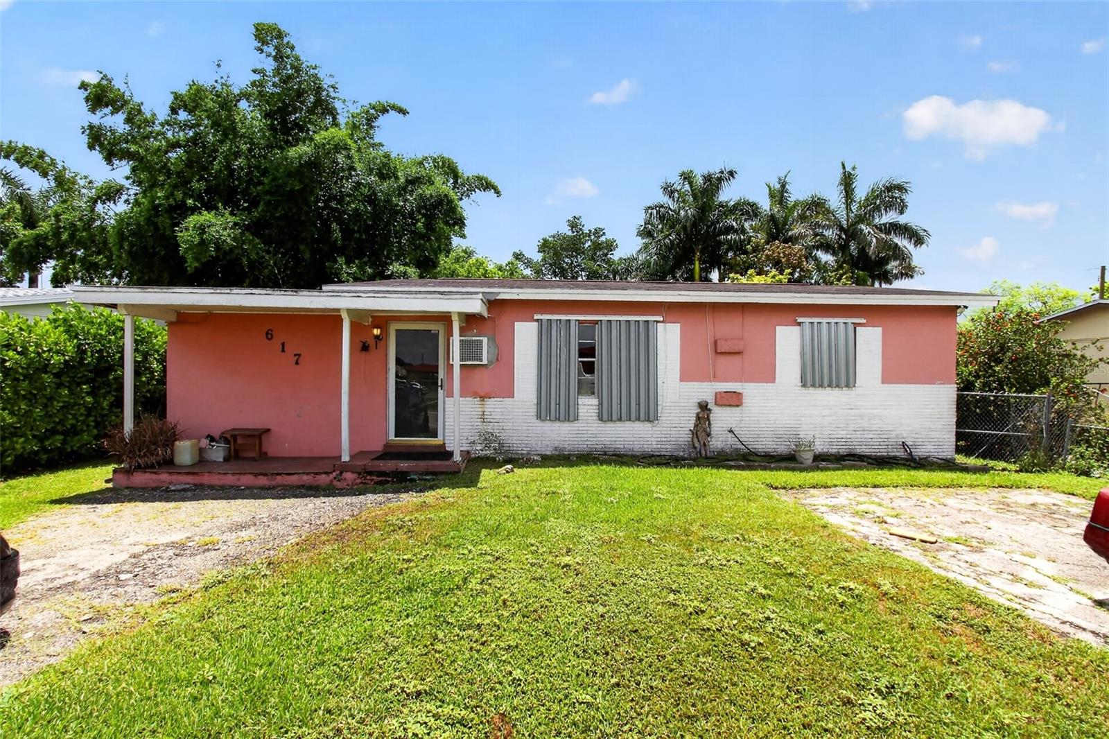 617 Sw 14th St, FL