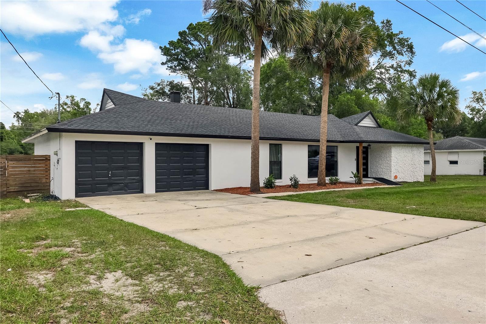 647 Hillcrest Street, FL