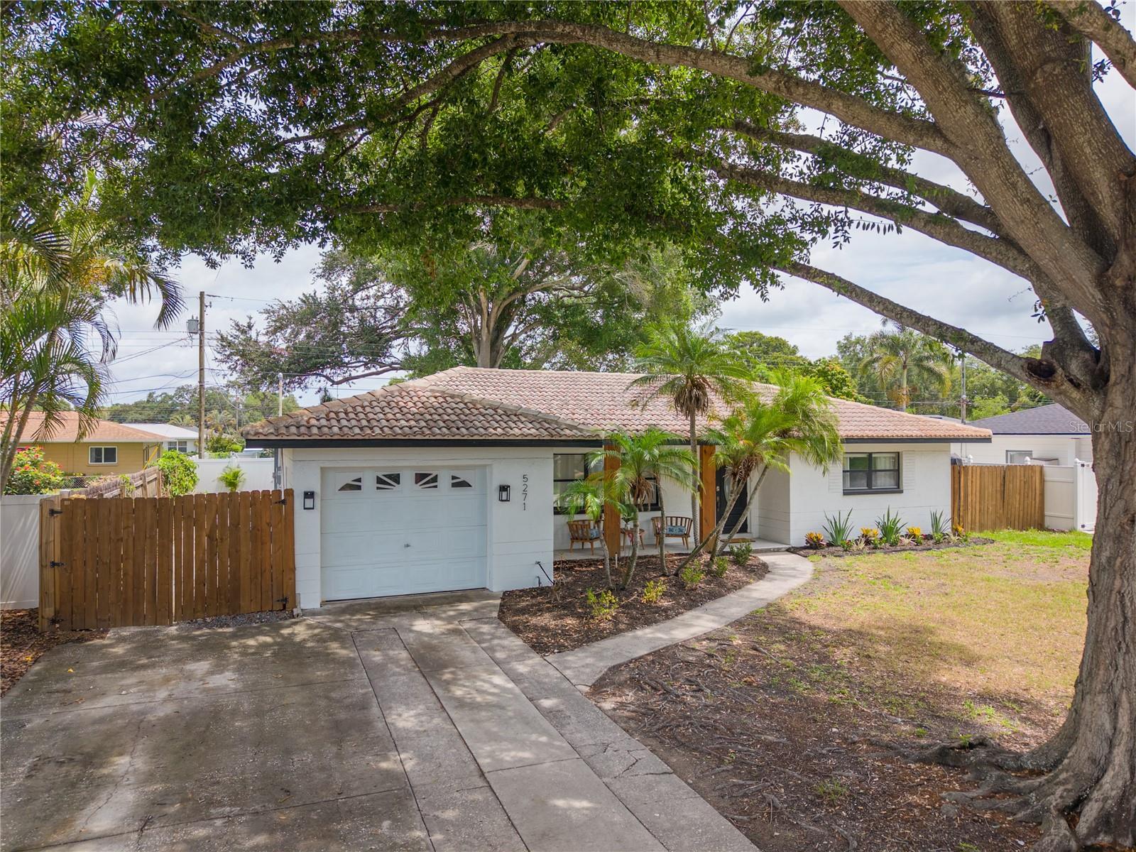 5271 35th Avenue, FL