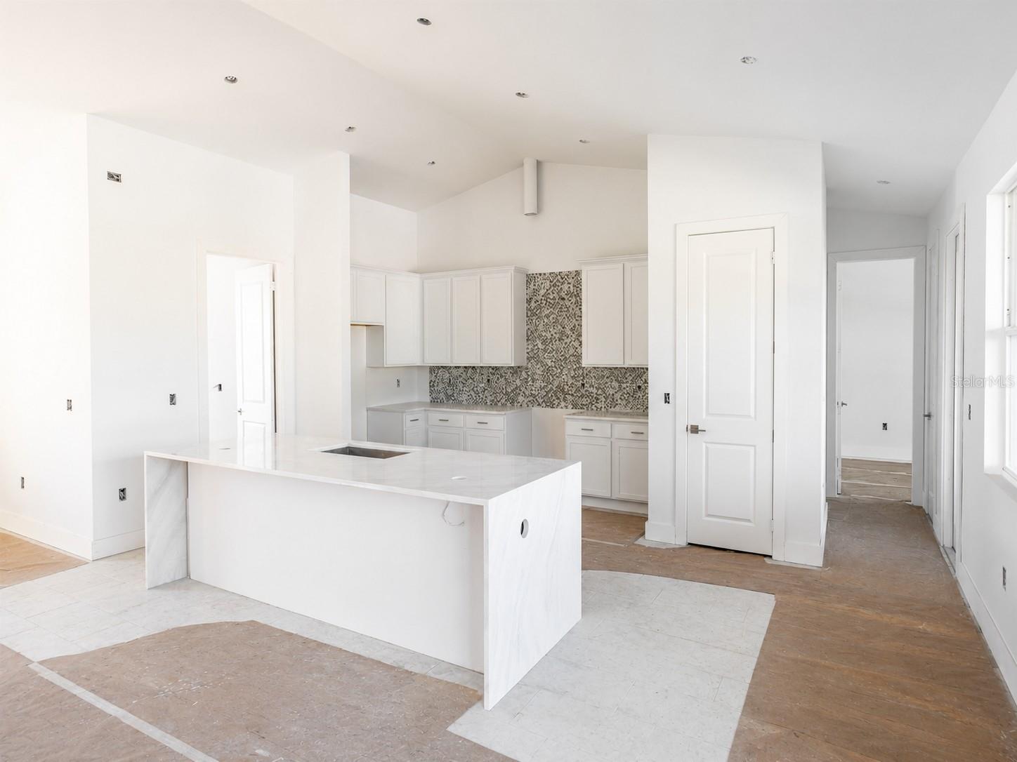 142 Fairway Road, FL