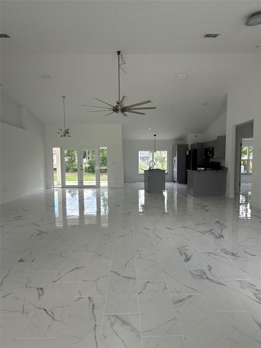 6807 148th Place Road, FL
