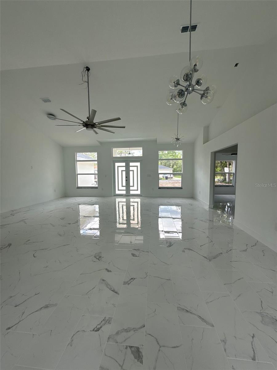 6807 148th Place Road, FL