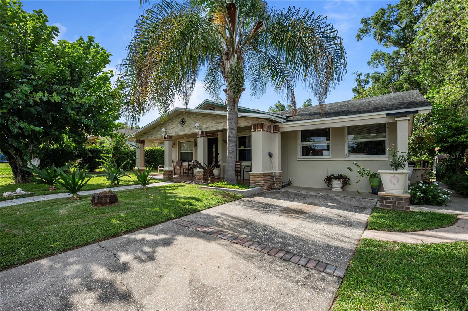 37253 Safari Drive, FL