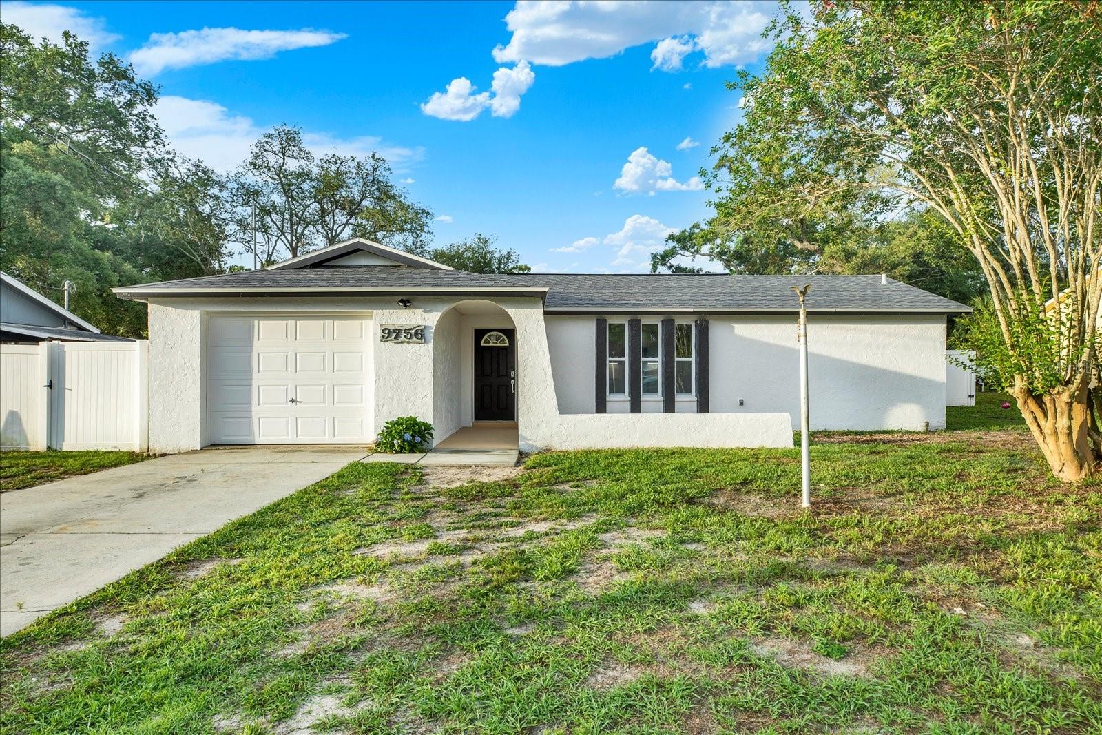 9756 Horizon Dr, FL