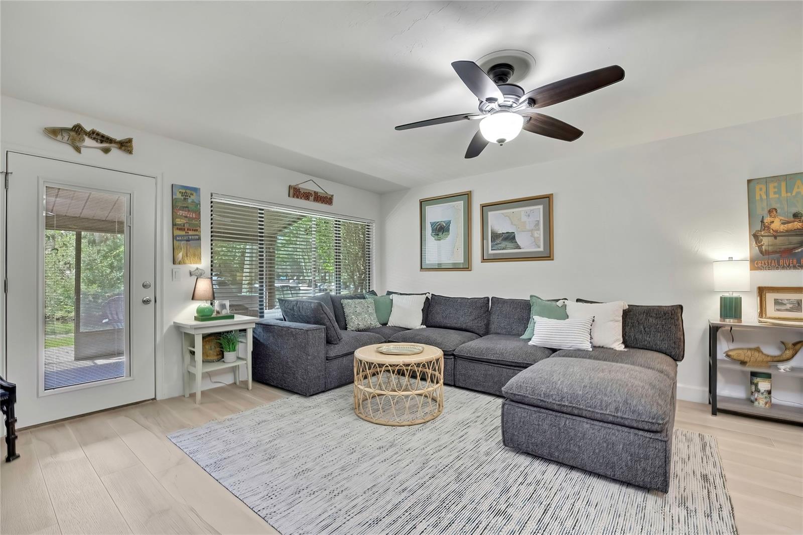 1637 Paradise Circle, FL