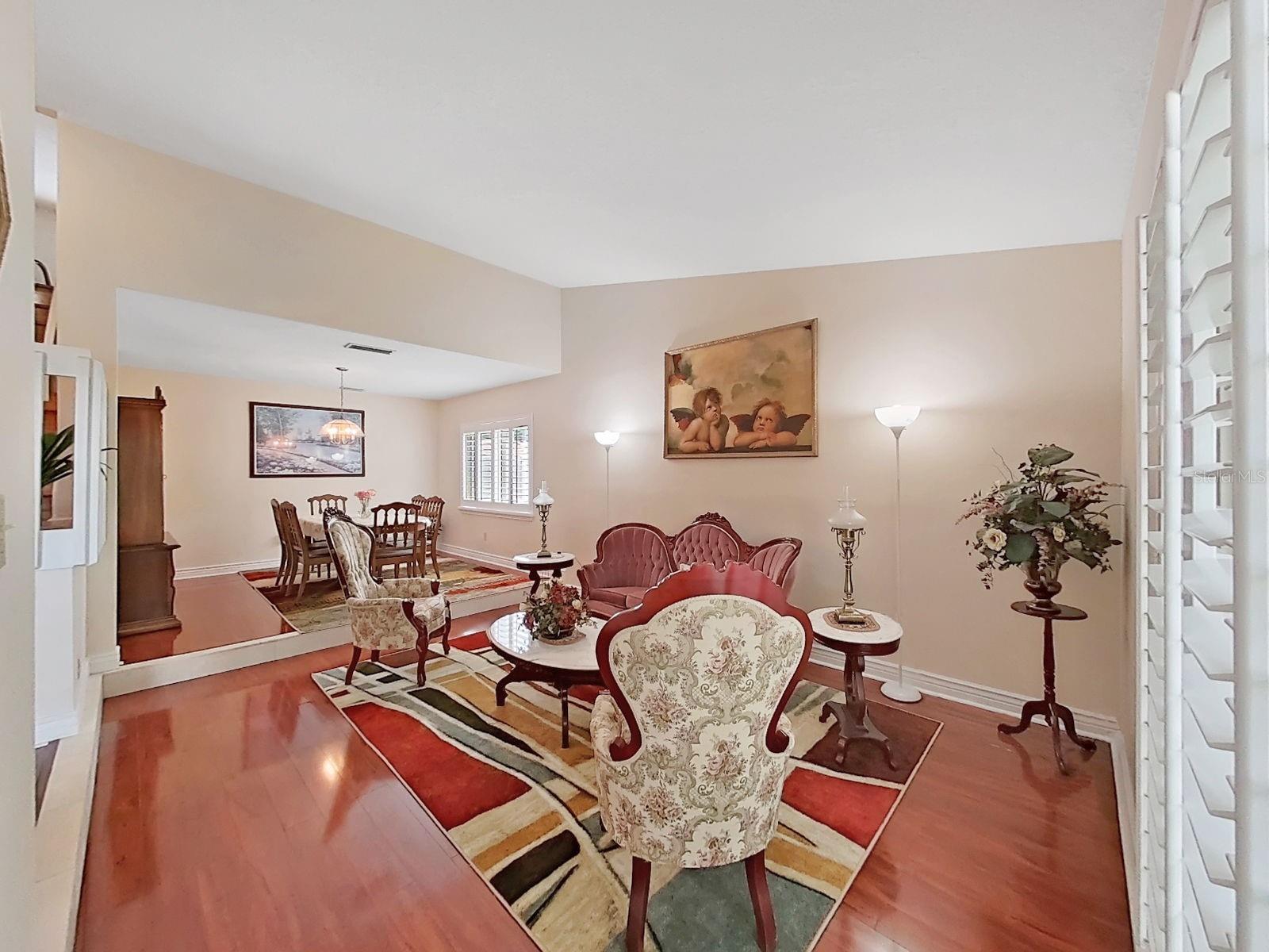 1367 Corner Oaks Drive, FL