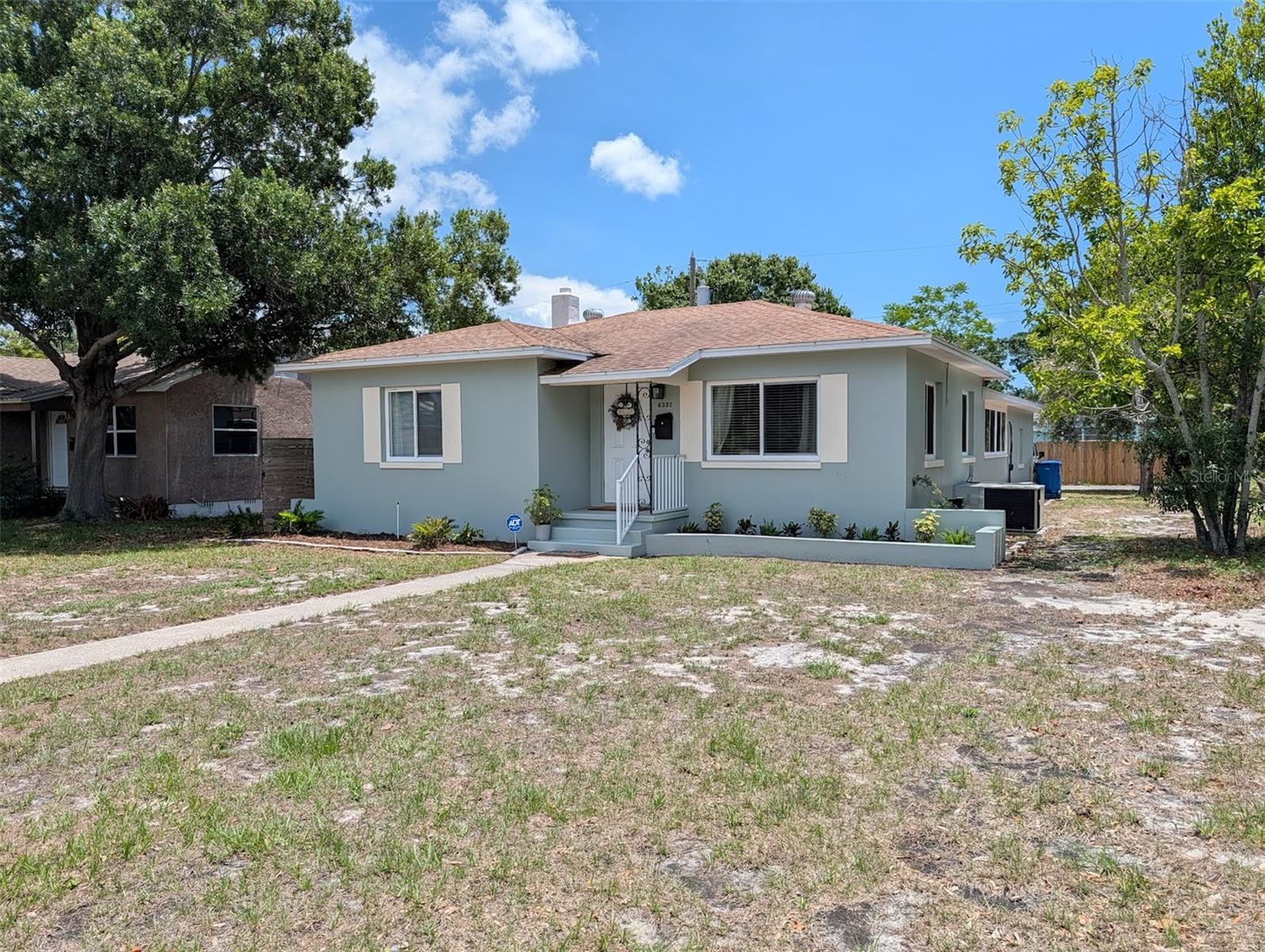 4332 9th Ave N, FL