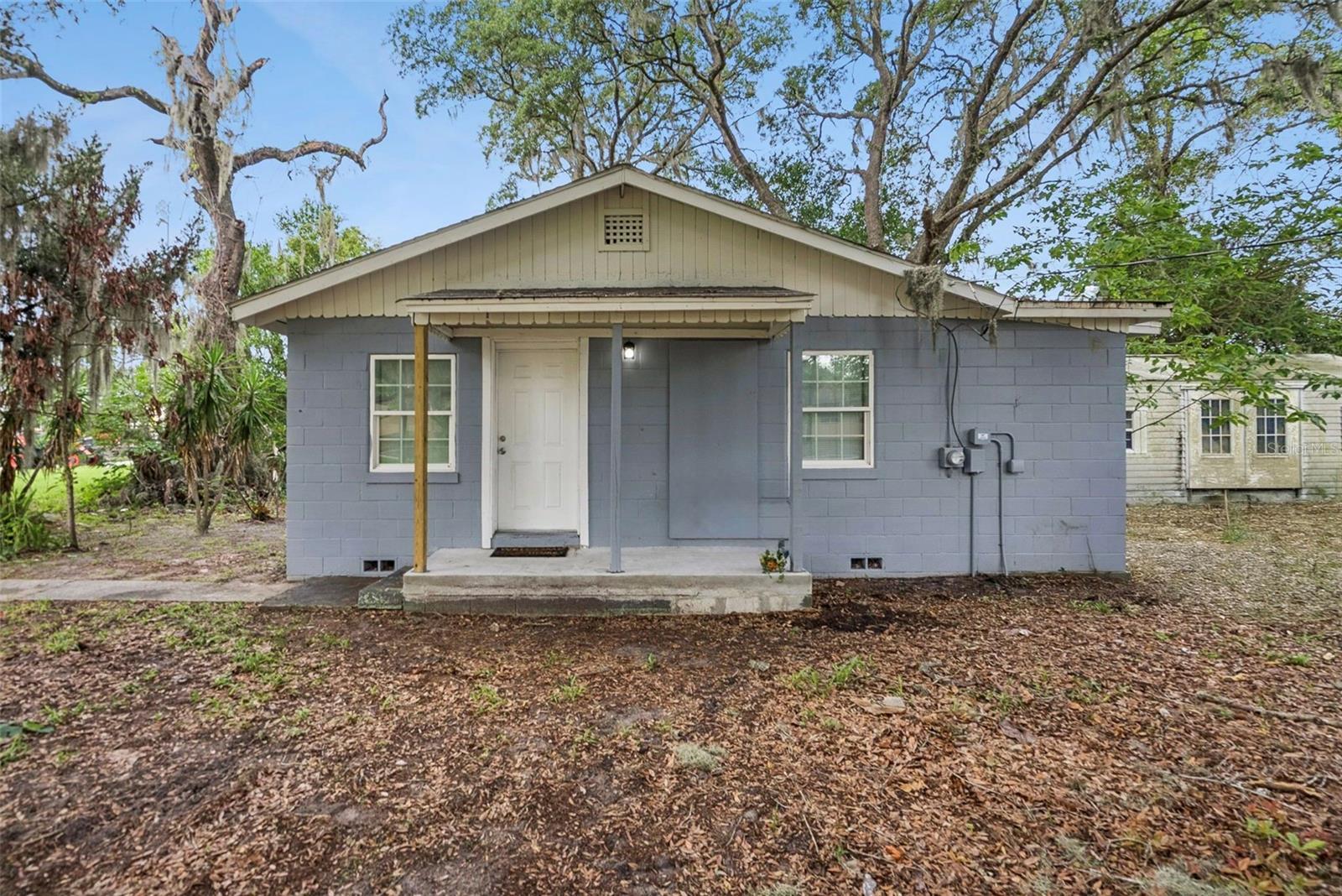 335 Walts Avenue, FL