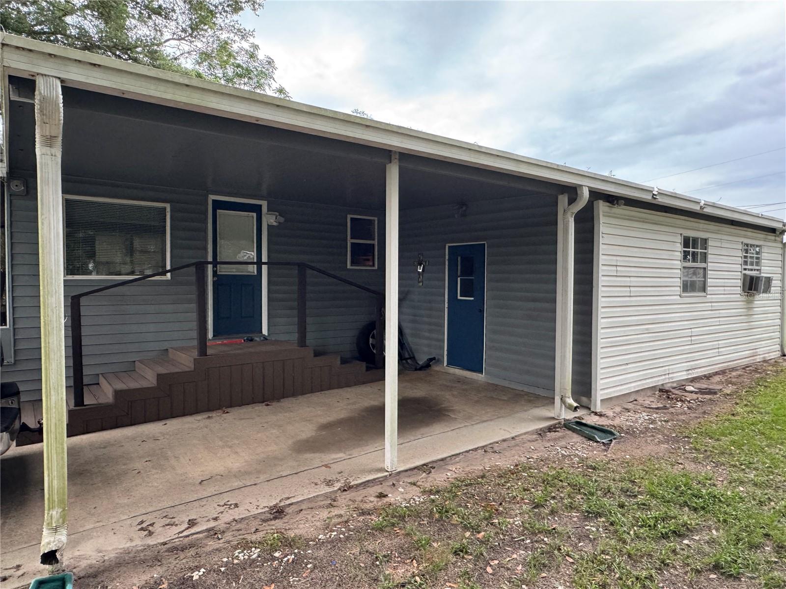 SUMMERFIELD, FL