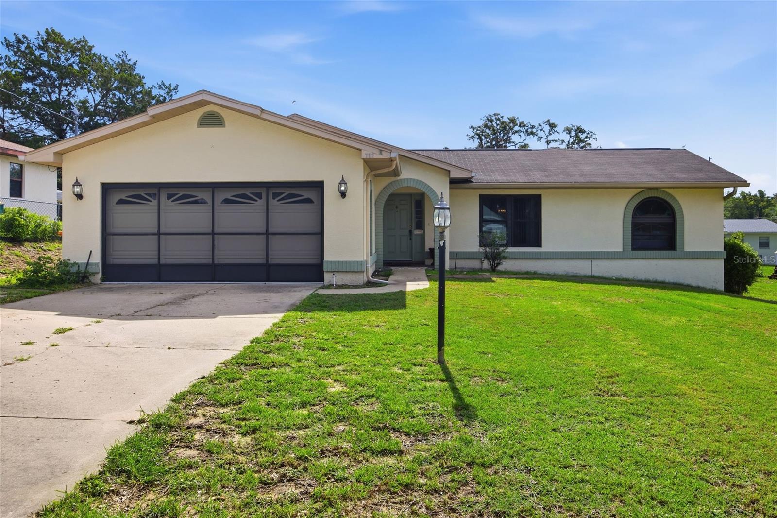 712 Magnolia Avenue, FL