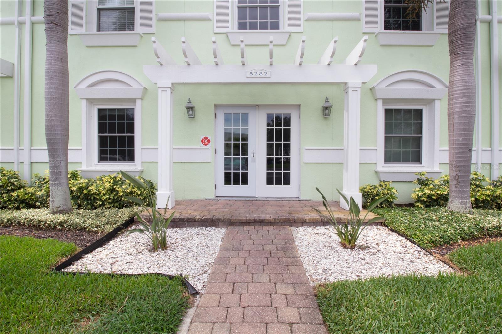 5282 Beach Drive, FL