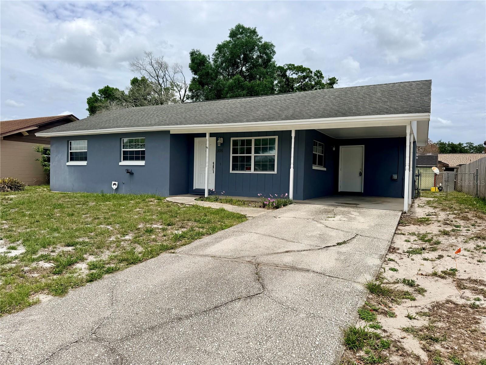 506 Holt Circle, FL
