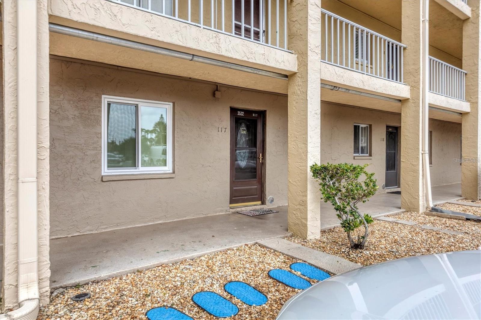3532 Lake Bayshore Drive, FL