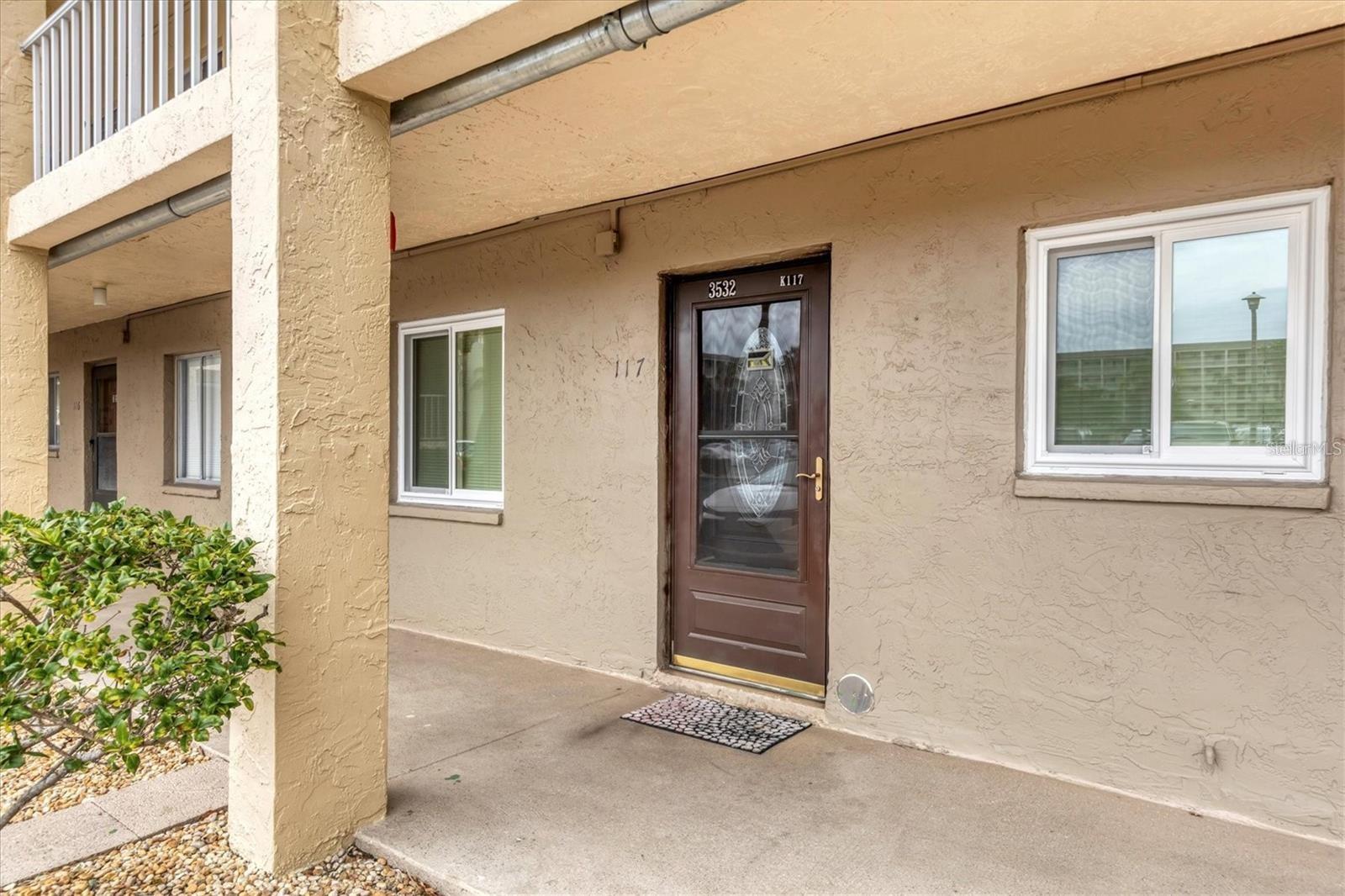 3532 Lake Bayshore Drive, FL