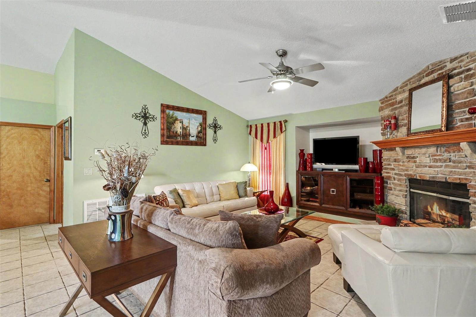2236 Summer Raye Court, FL
