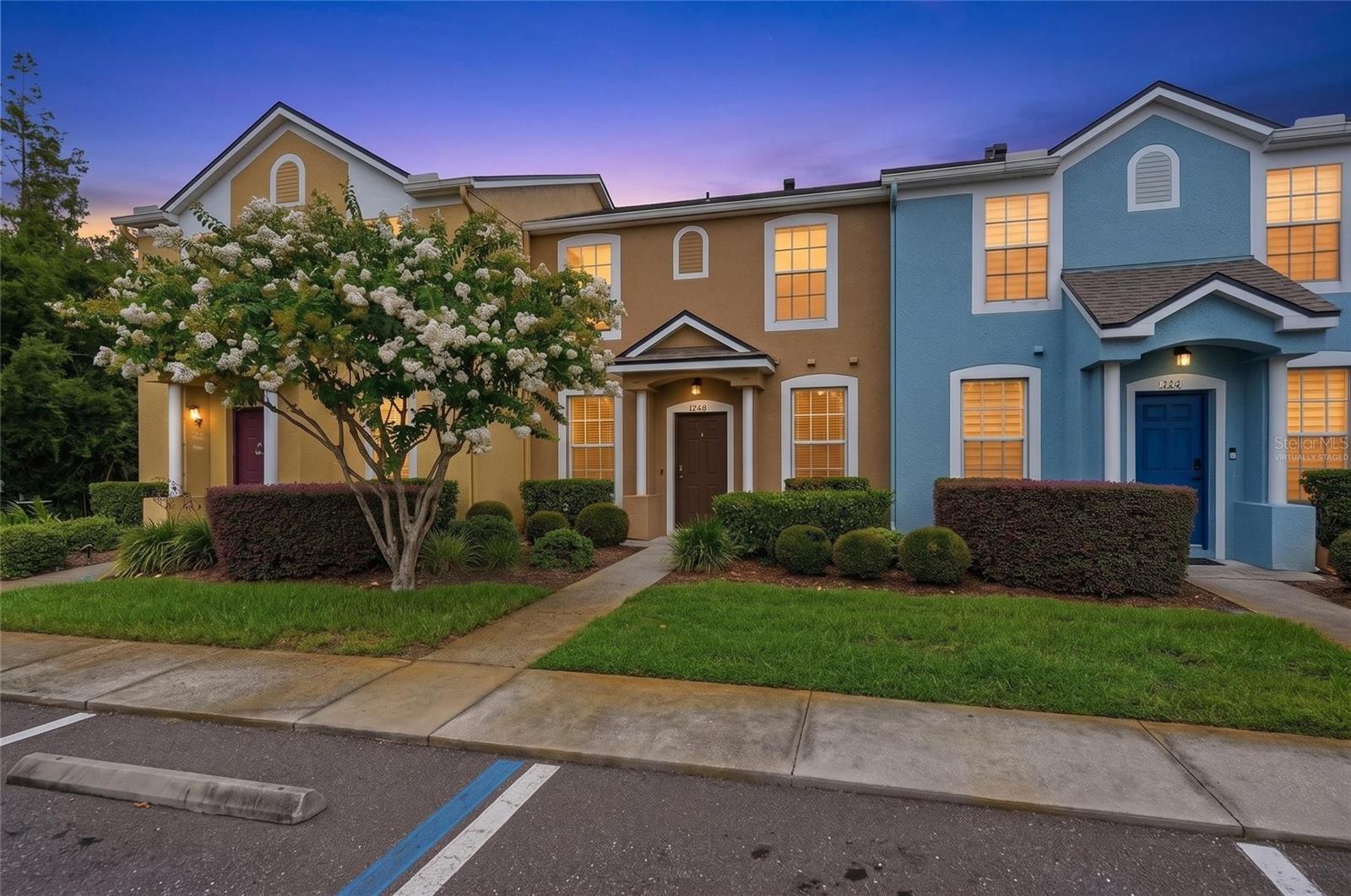 1250 Charlesworth Drive, FL