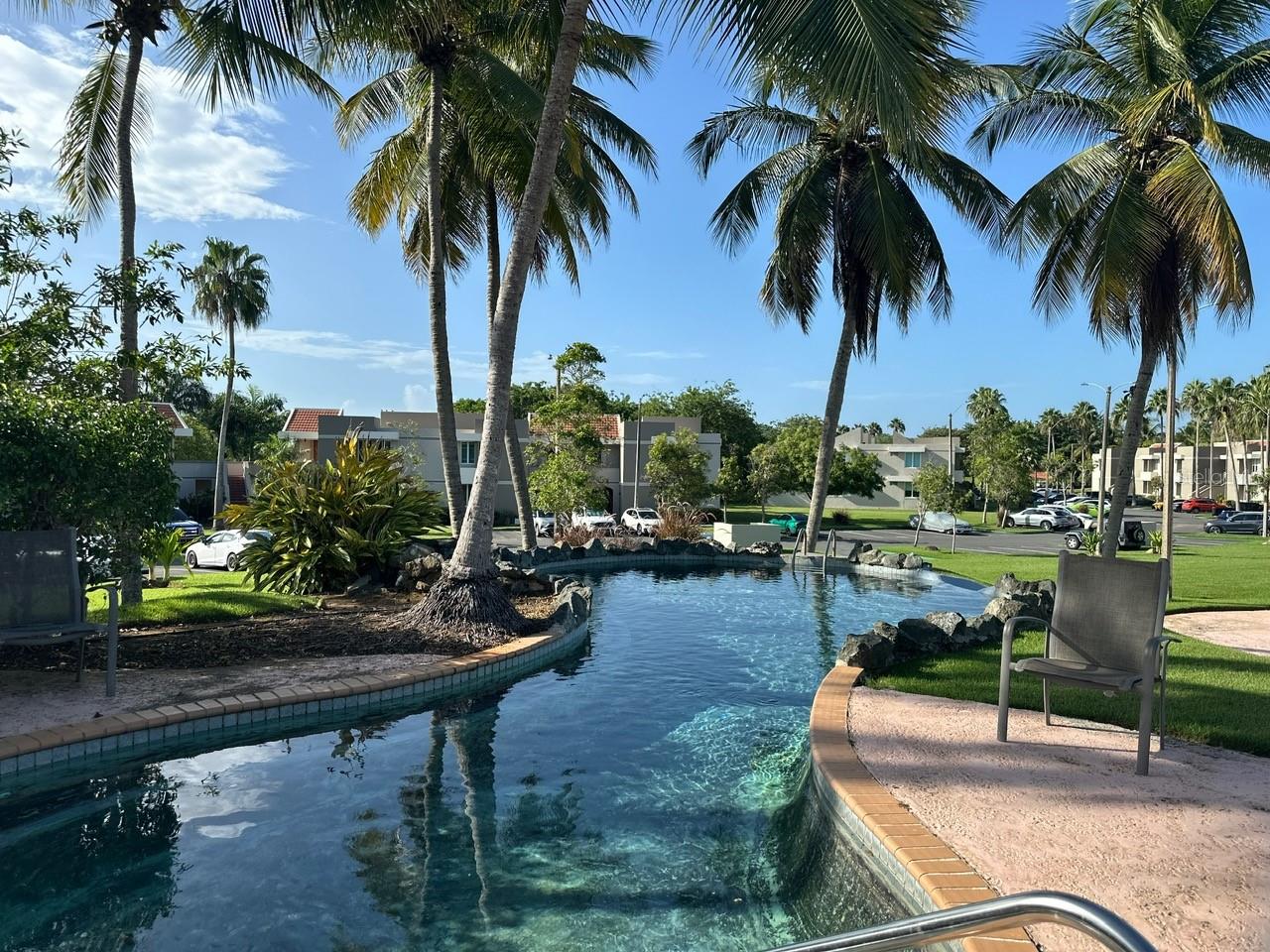 693 Ncv, PR