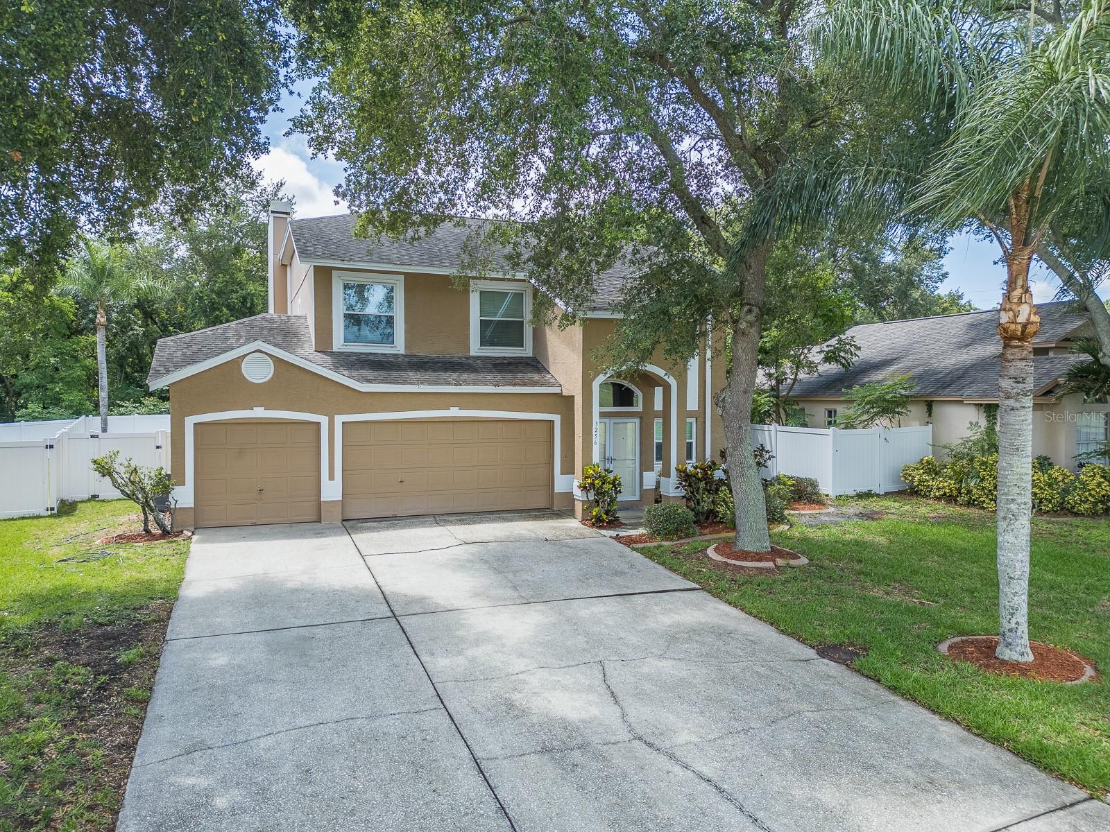 3256 Bentley Drive, FL
