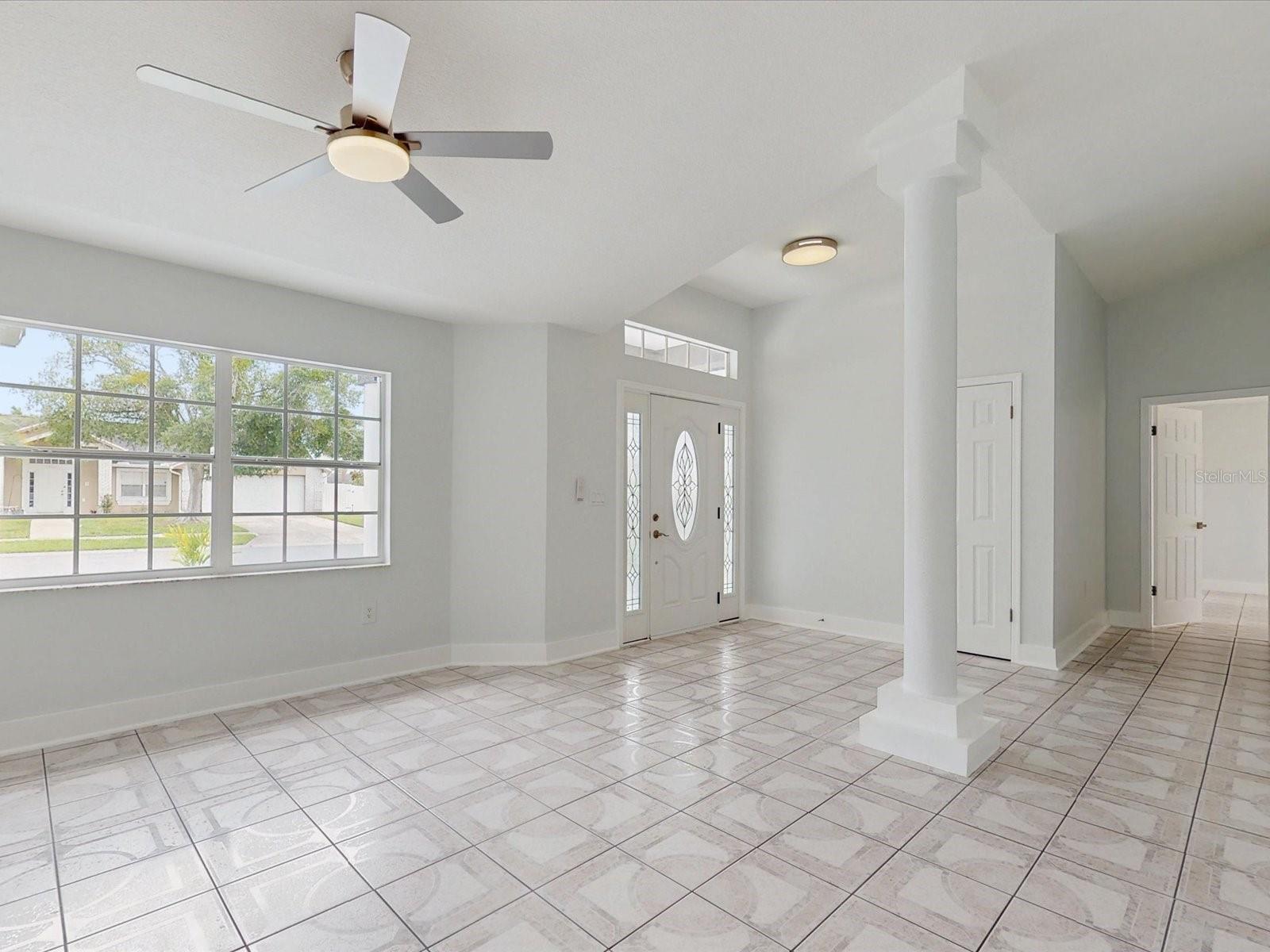 2401 Bel Air Circle, FL