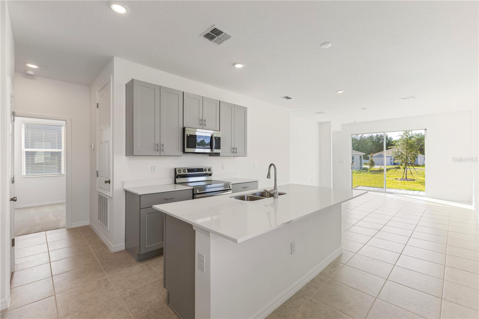 2031 Anthem Drive, FL