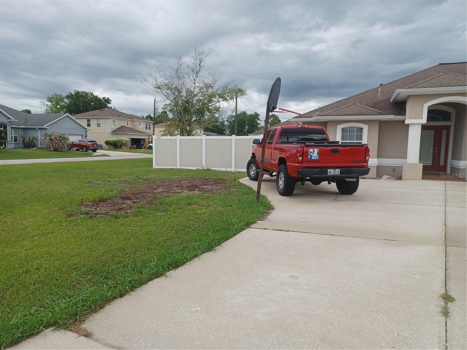 10 Rockefeller Drive, FL