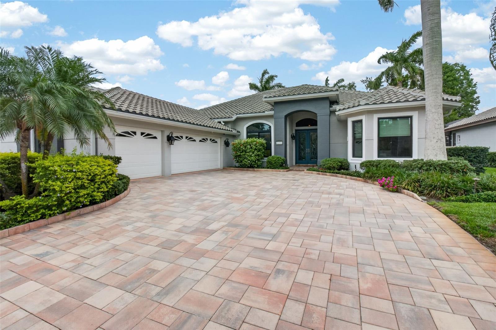 820 Sand Pine Drive, FL