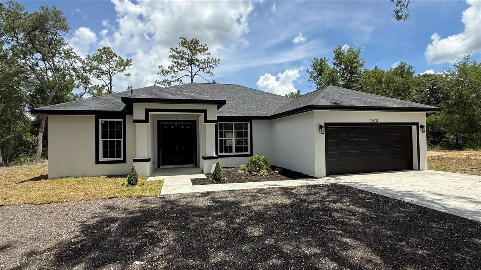 35031 Primrose Ln, FL