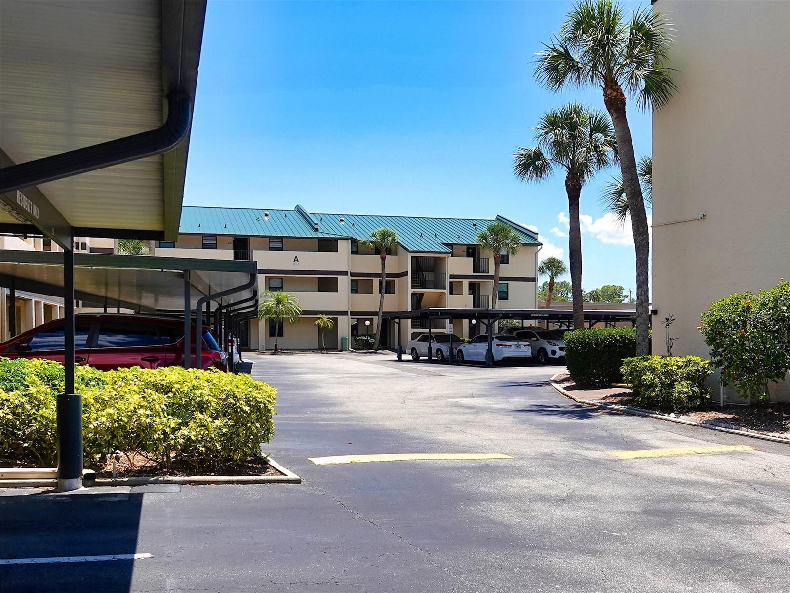 2395 Harbor Blvd #203, FL