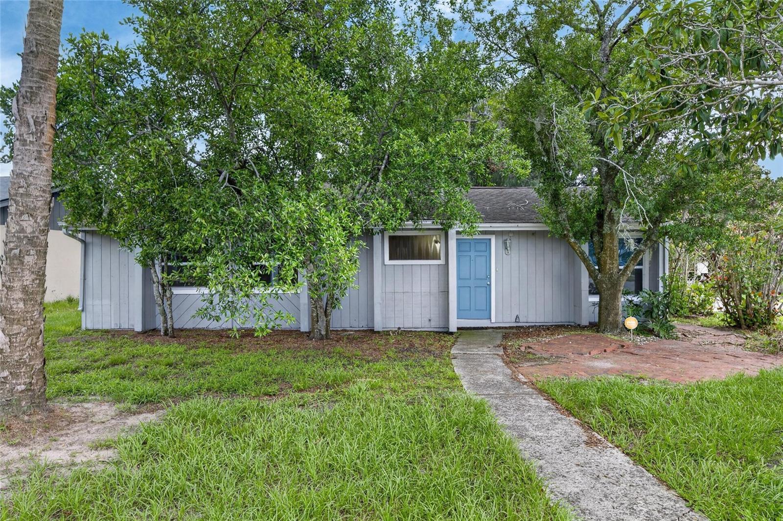 5001 Whiteway Drive, FL