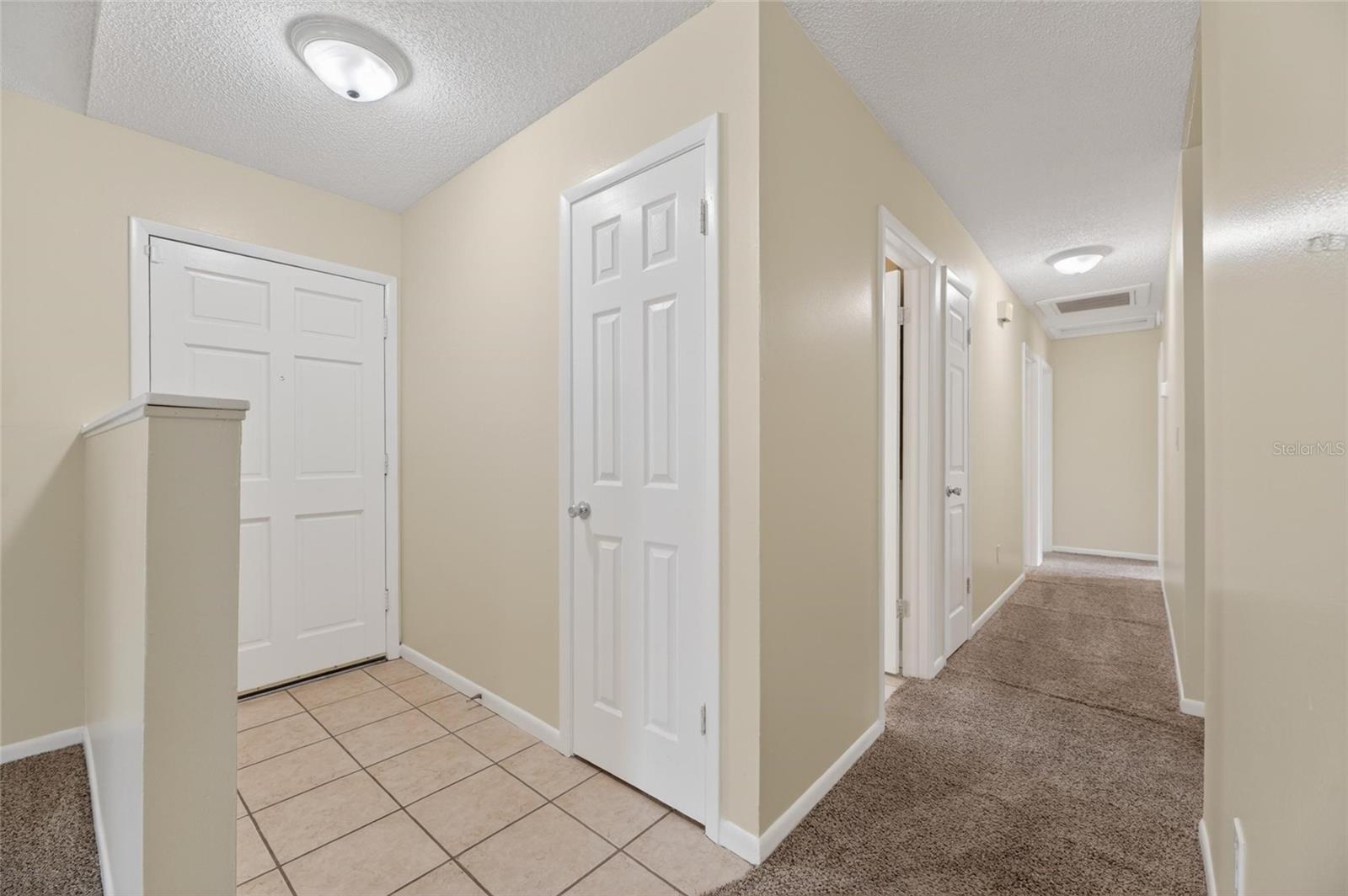 5001 Whiteway Drive, FL