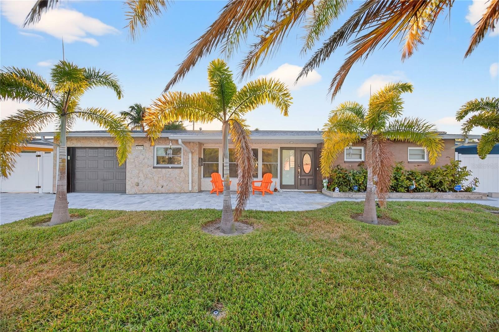 5235 40 Street, FL