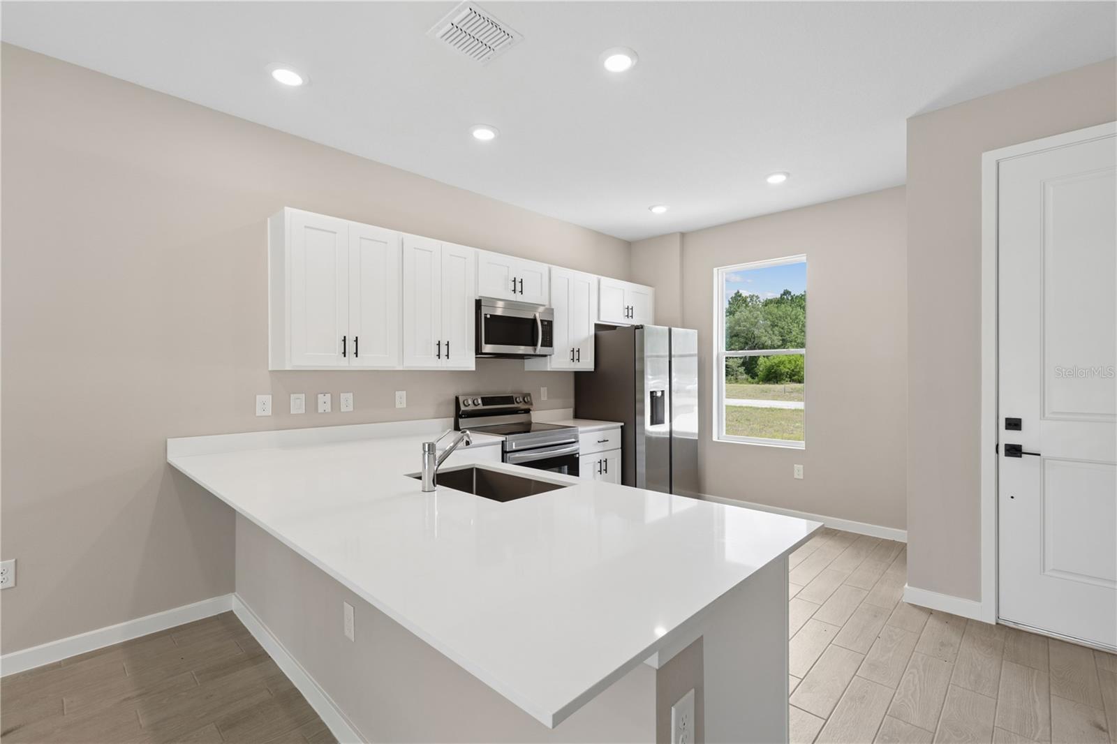 2910 165 Street Road, FL