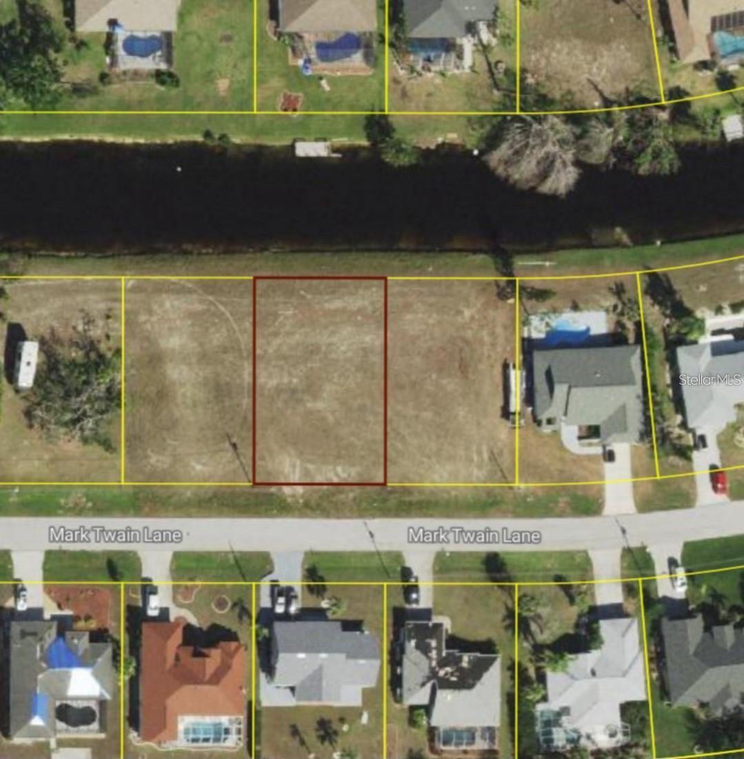 120 Mark Twain Lane, FL