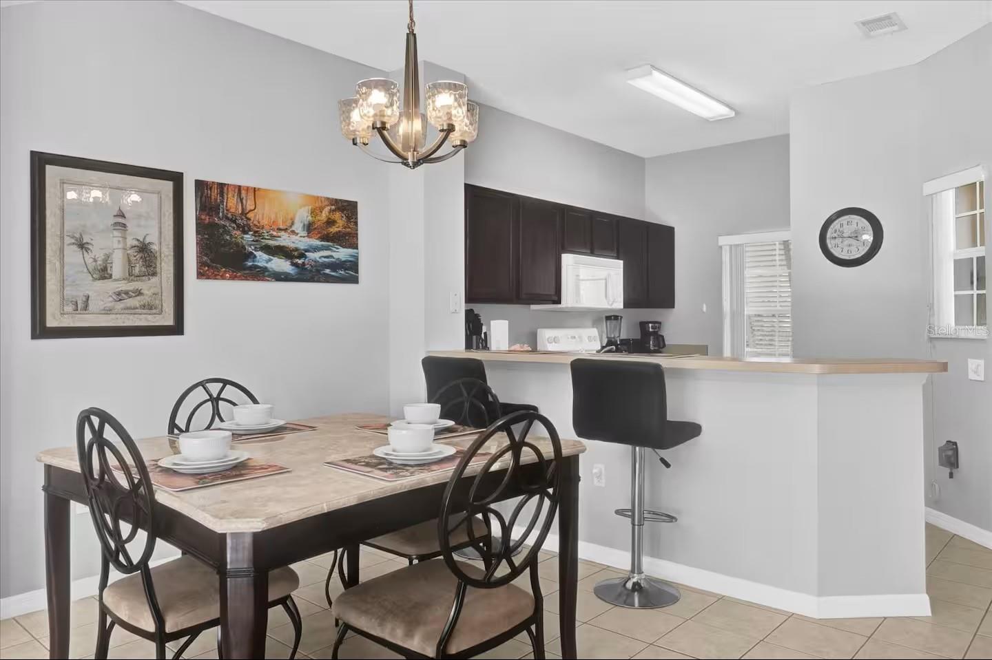 8515 Crystal Cove Loop, FL