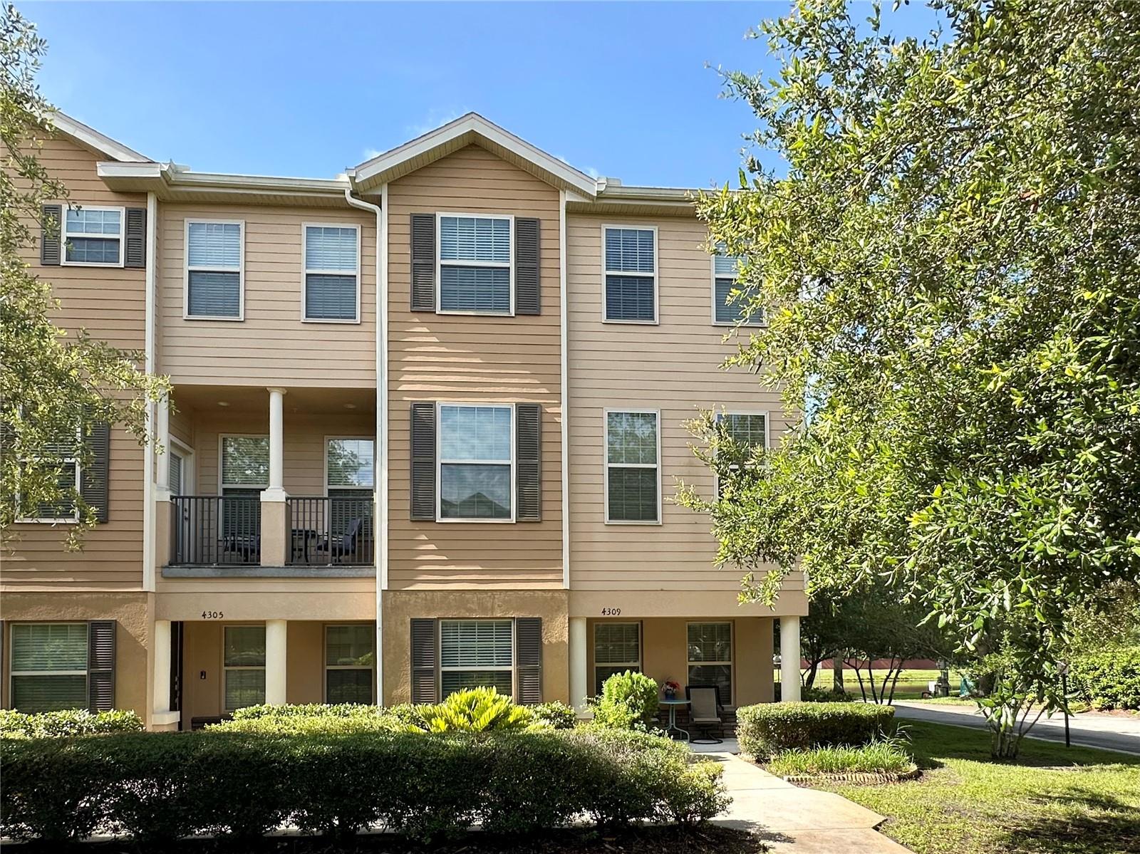 4309 Regal Town Ln, FL