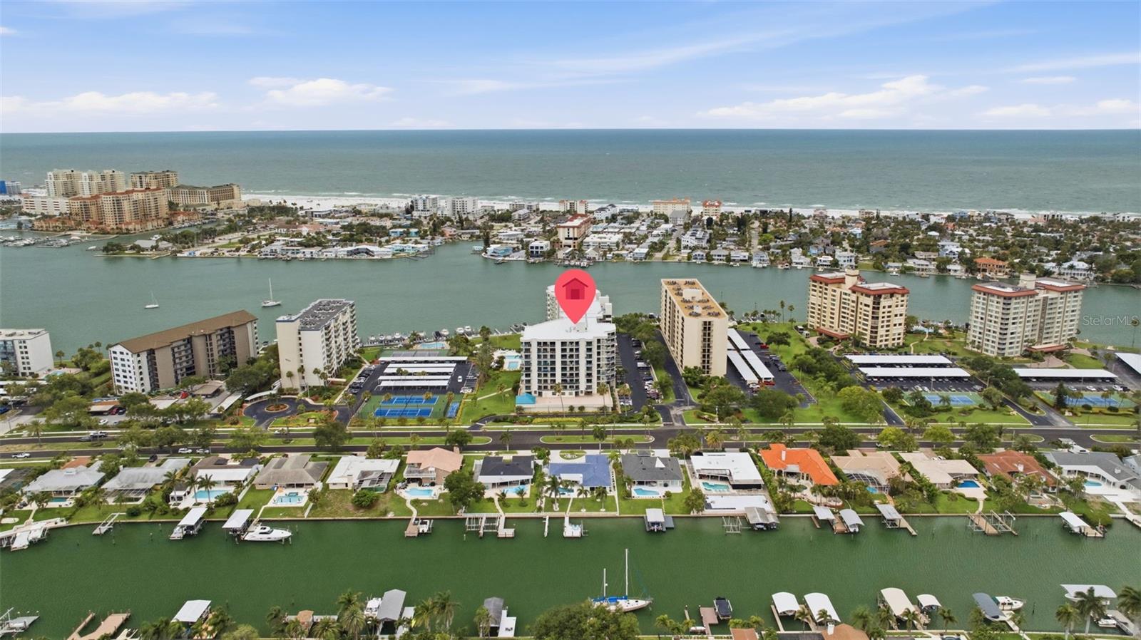 670 Island Way, FL