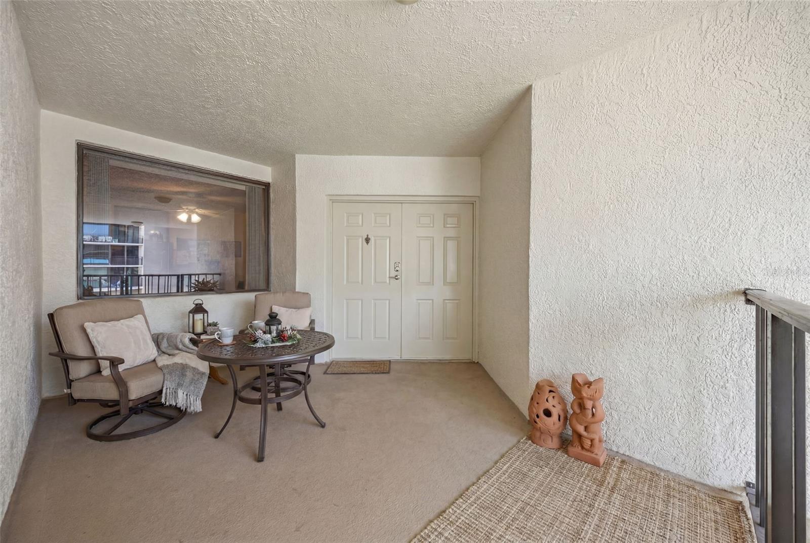 670 Island Way, FL