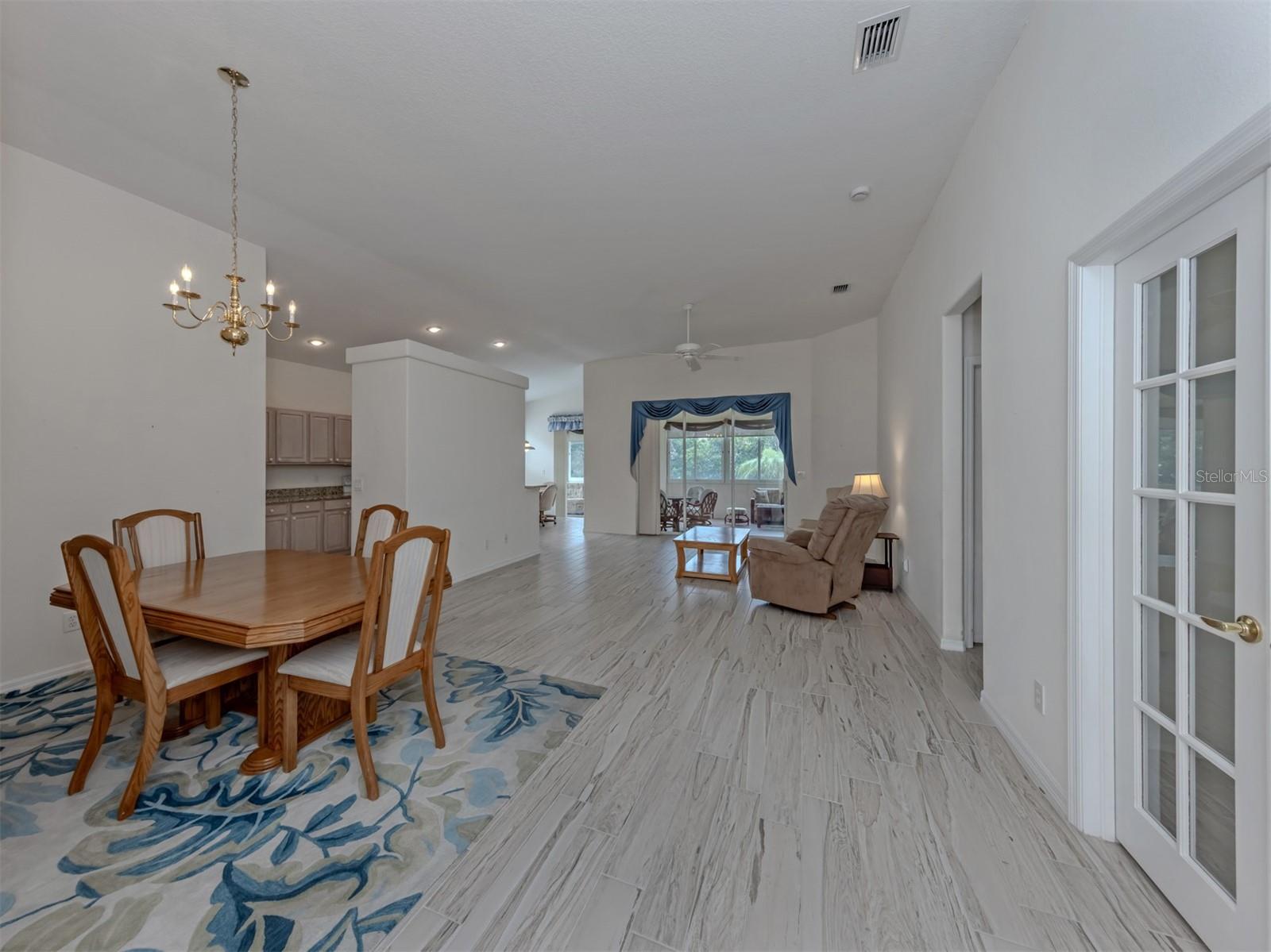 304 Langholm Drive, FL