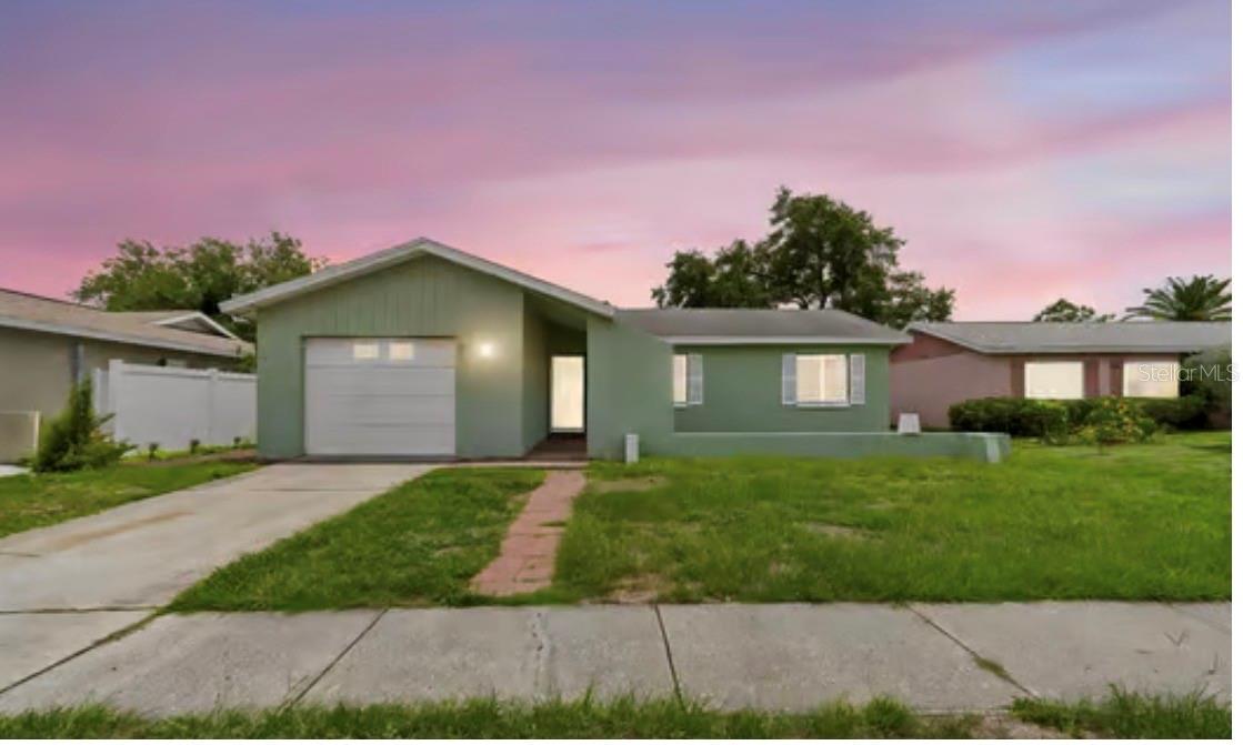 613 5th Avenue, FL