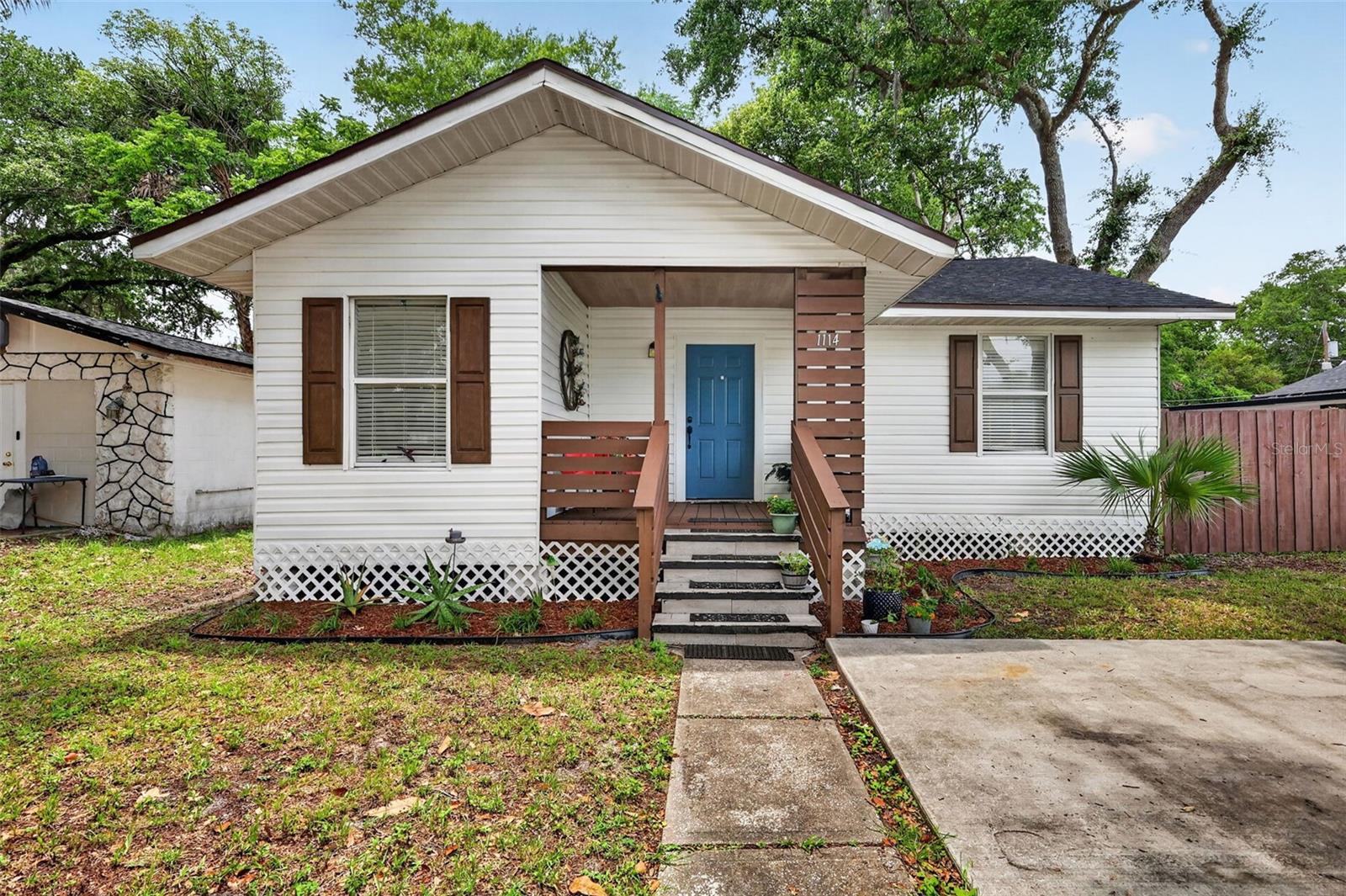 1114 Pine Ave, FL