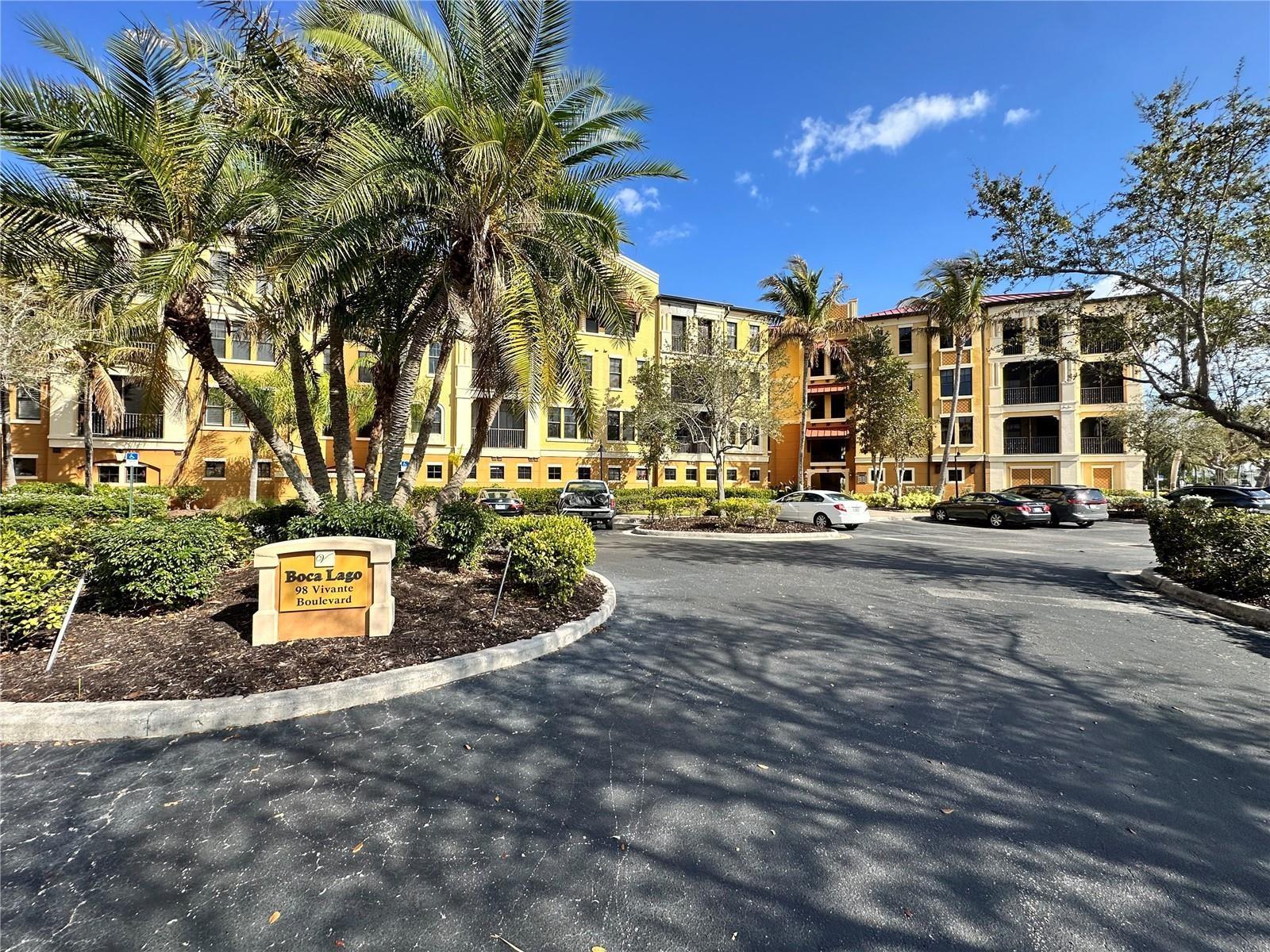 98 Vivante Boulevard, FL